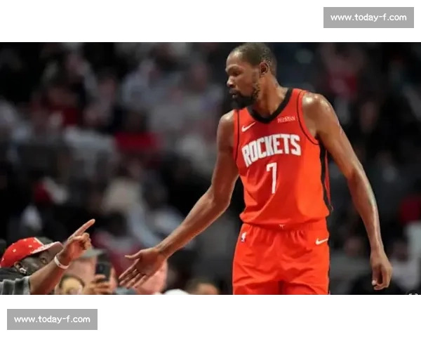 杜兰特 37 分空砍！末节 14 分难救主 火箭惜败活塞